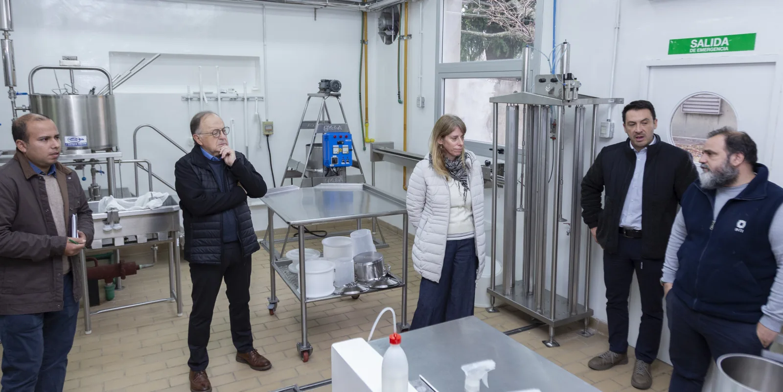 Visita técnica de CREAS de Chile a instalaciones del INTI.
